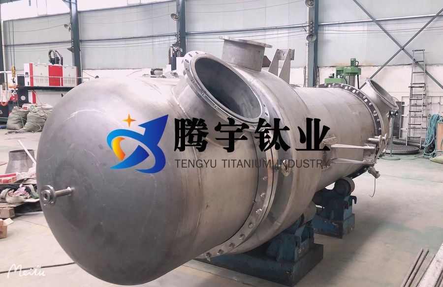 現場施焊鈦設備裂紋成因及質量控制研究 現場施焊鈦設備裂紋成因及質量控制研究